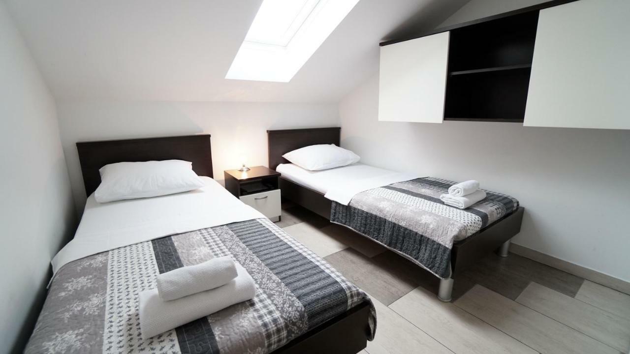 Apartments Lulic Zadar Eksteriør bilde
