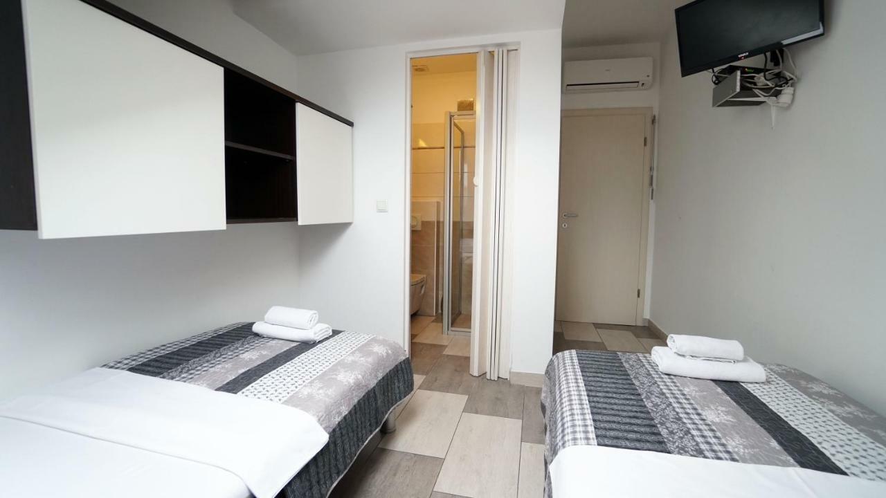Apartments Lulic Zadar Eksteriør bilde